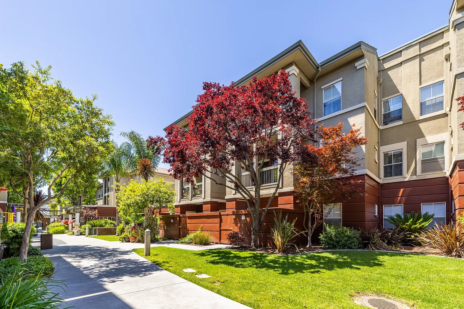 Parkview Family Apartments – photo 2