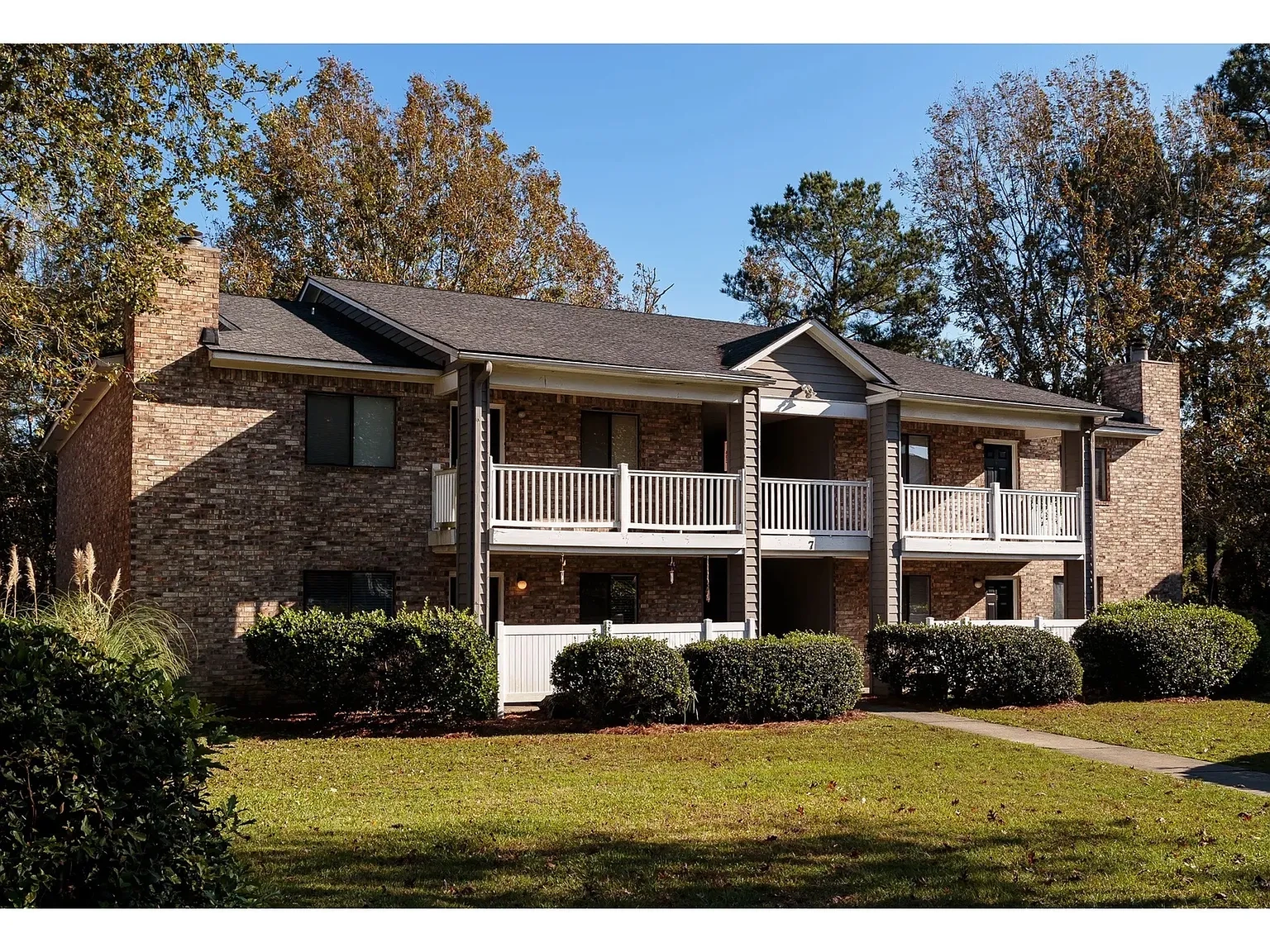 Plantation Flats Apartment Homes – photo 1