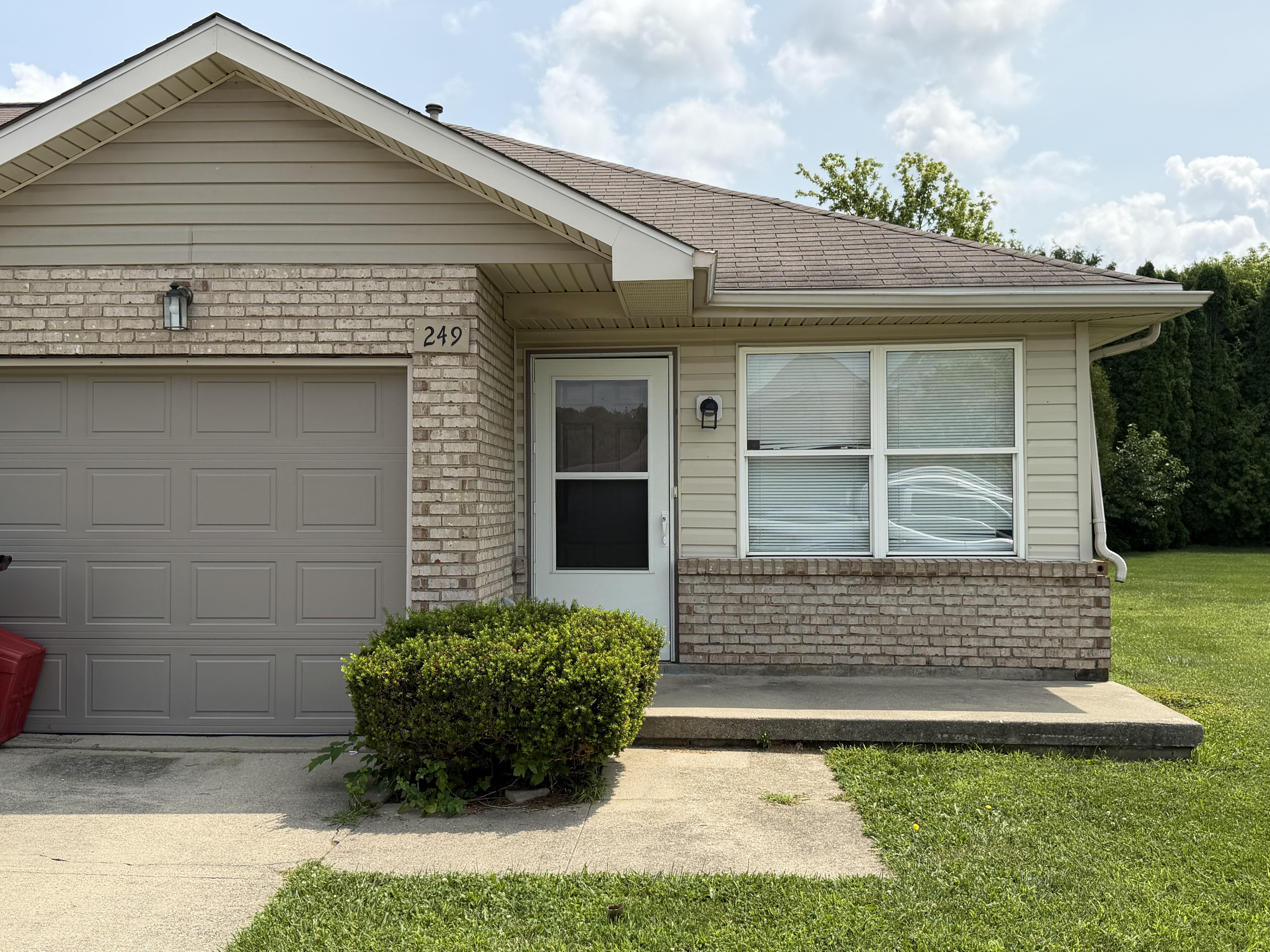 249 Delaware Crossing – photo 2
