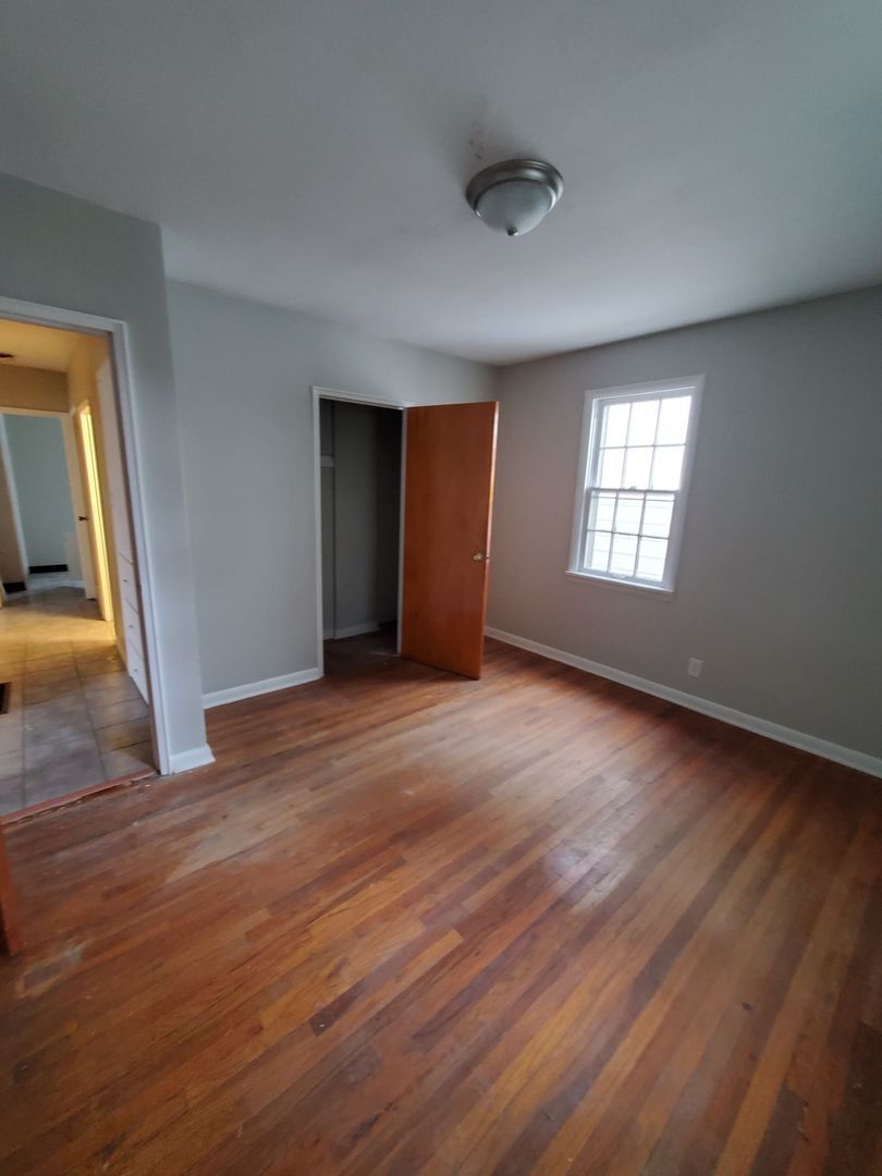 1636 St Elmo Ave NE – photo 4