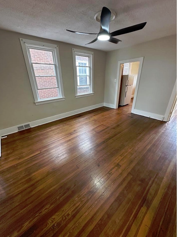1212 Holmes St unit 2 – photo 3