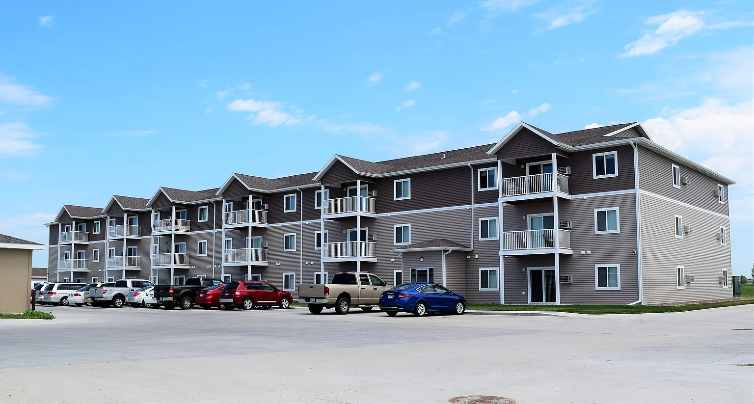 Oakview Apartments 1410 – photo 2