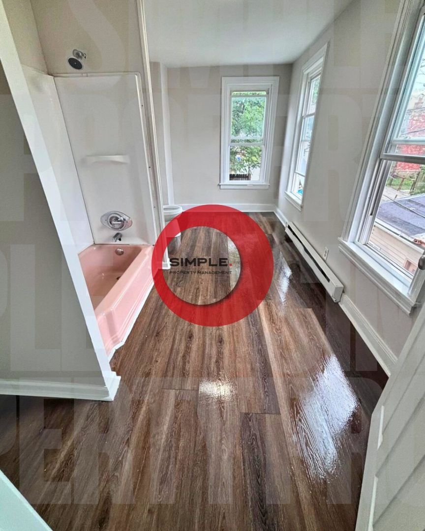137 Wunder St – photo 5