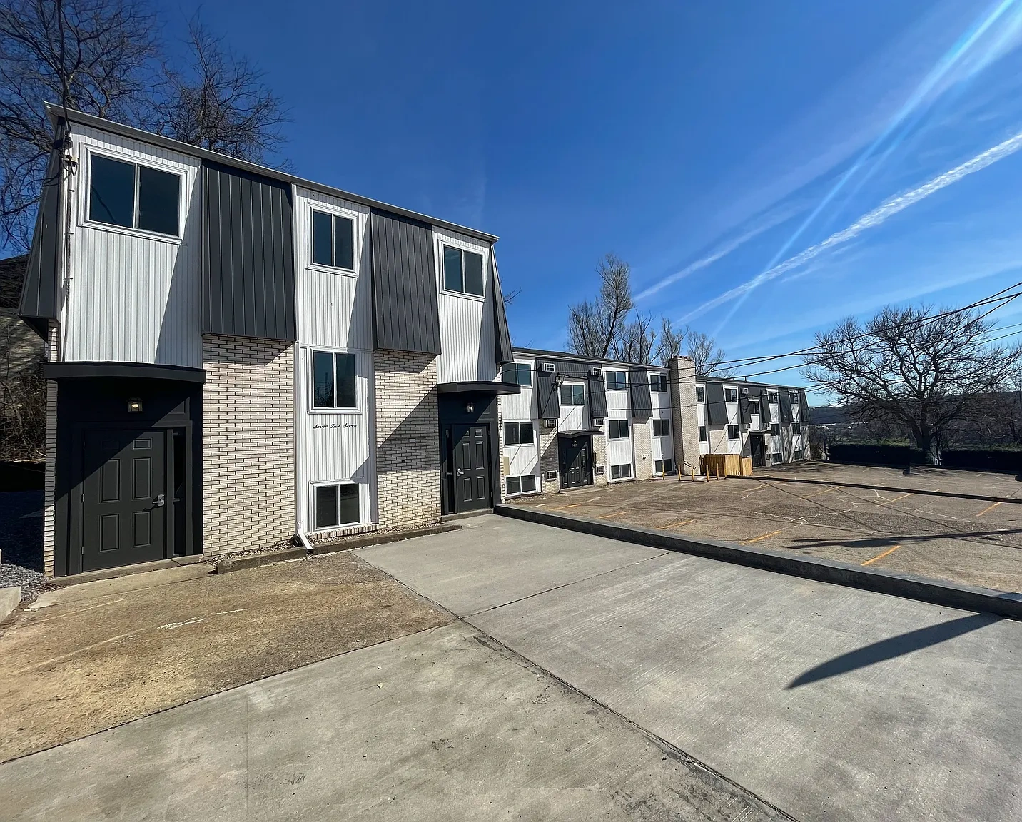 Riverview Terrace Apartments – photo 2