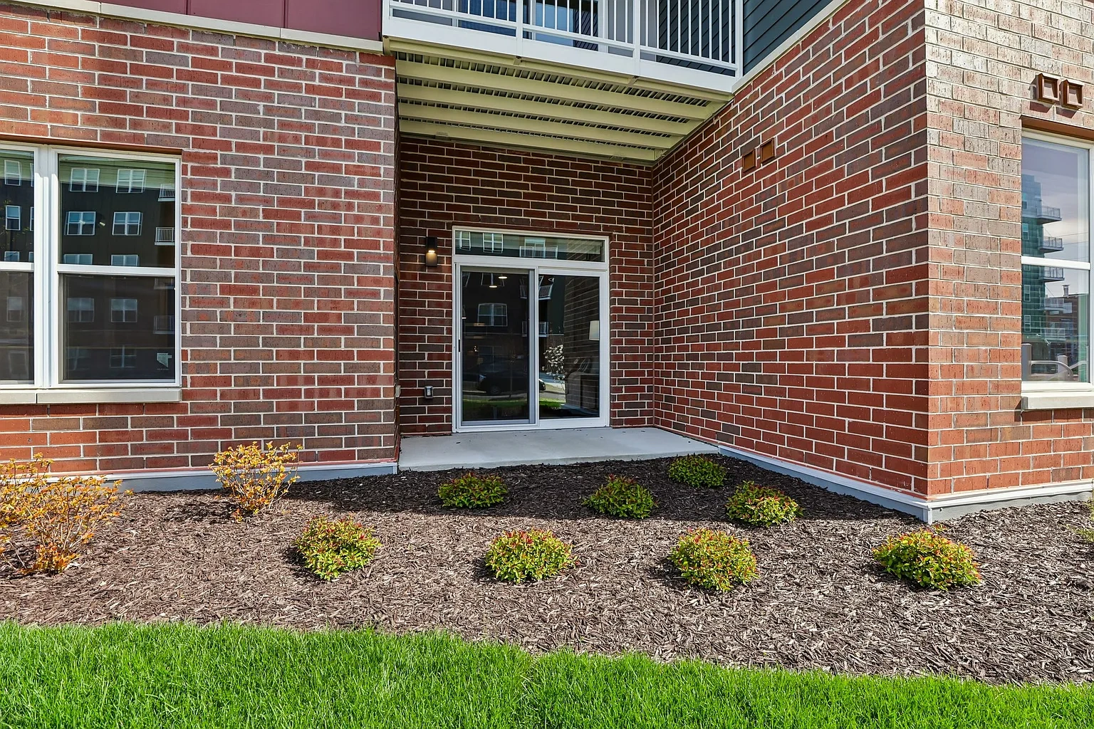 The Victoria at Huxley Yards - A 55+ Community – photo 1