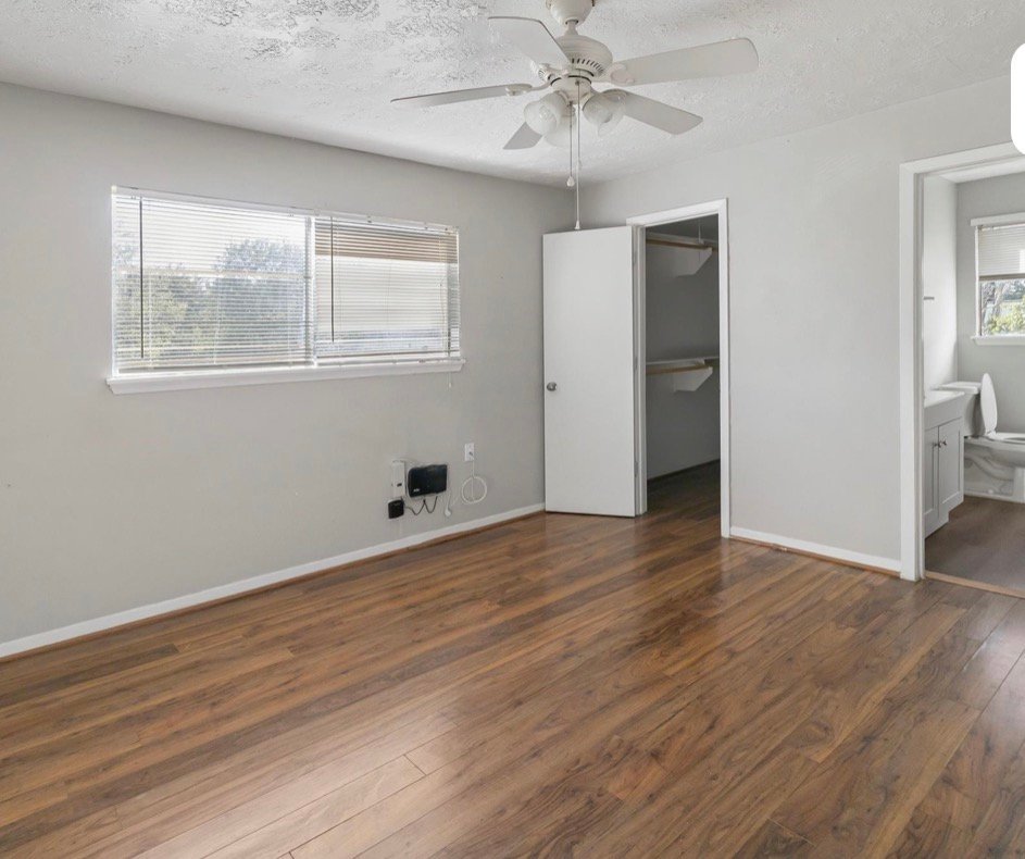 1014 E 23rd St unit 1 – photo 3
