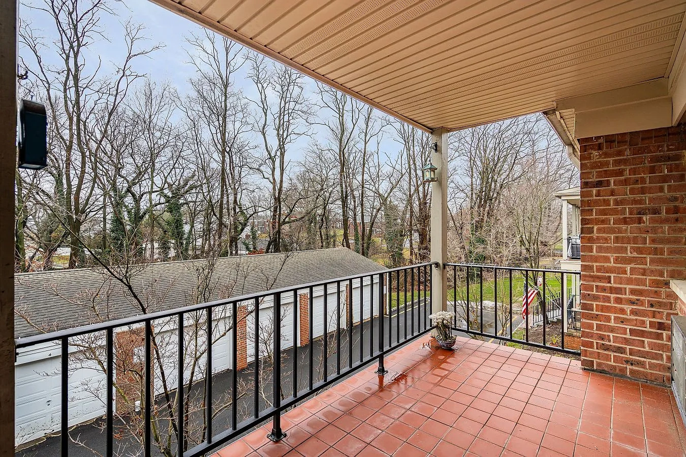 Chelsea Village Apartments – photo 1