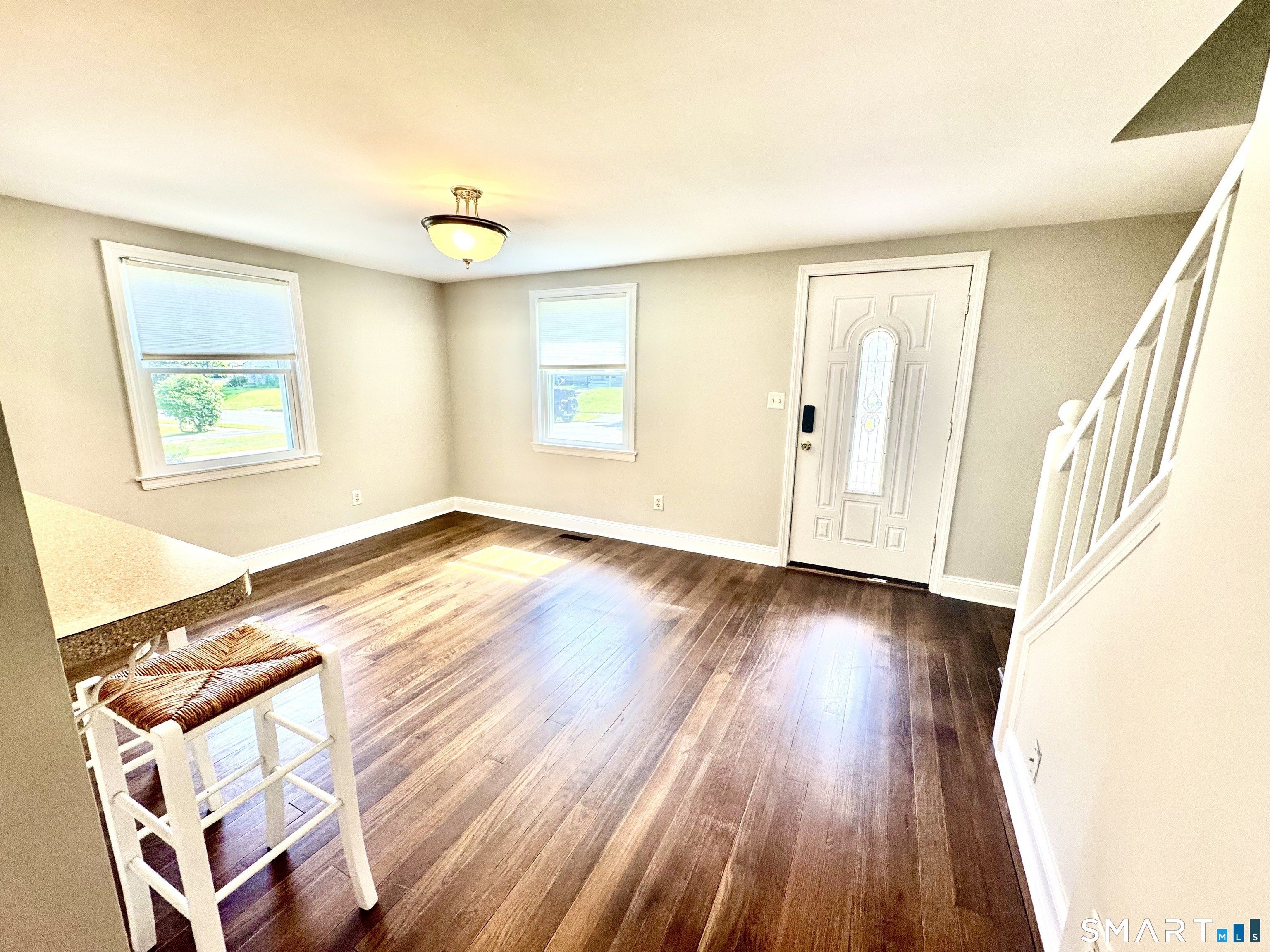 439 Quinn St – photo 4