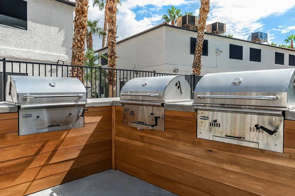 Dash Apartments – photo 1