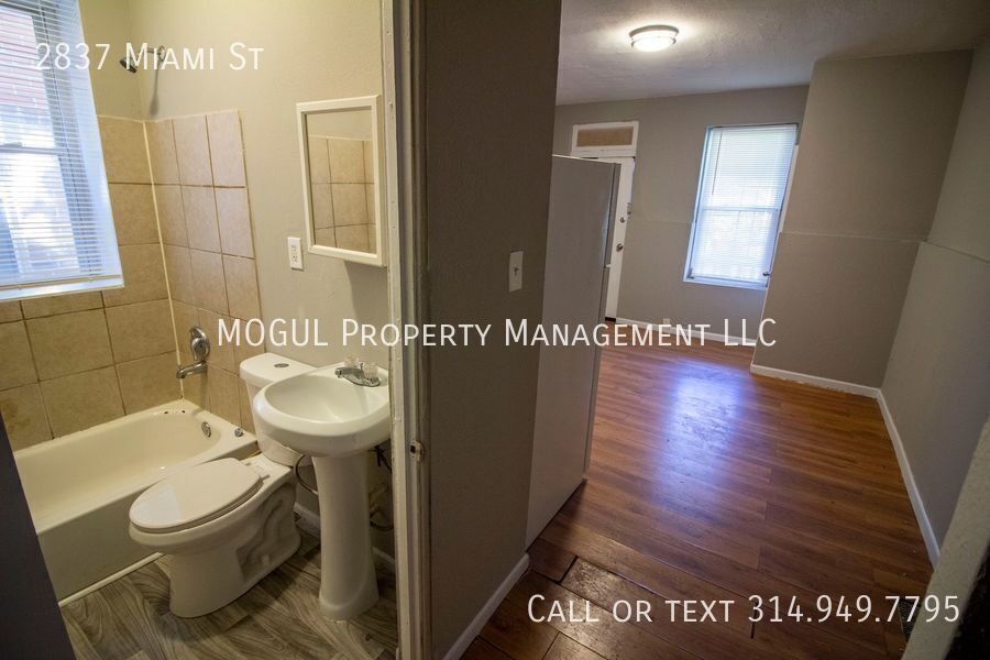 2837 Miami St – photo 2