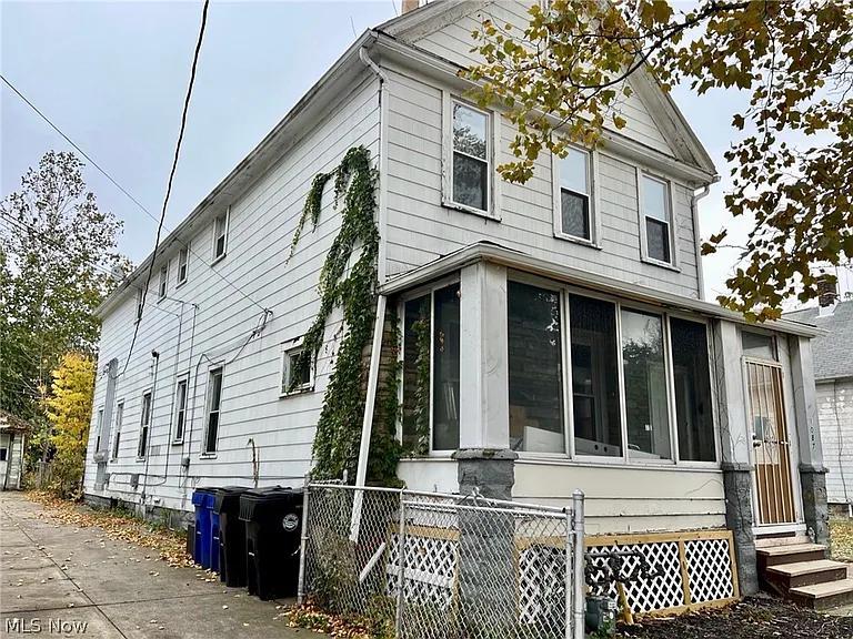 1087 E 64th St – photo 5