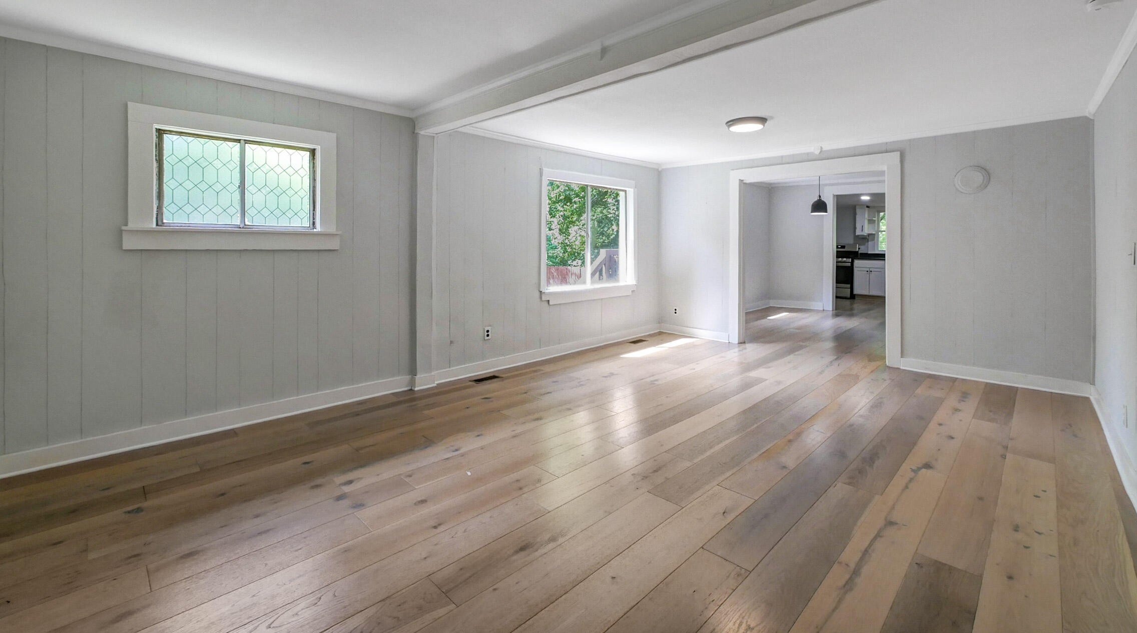 219 Vreeland St – photo 5