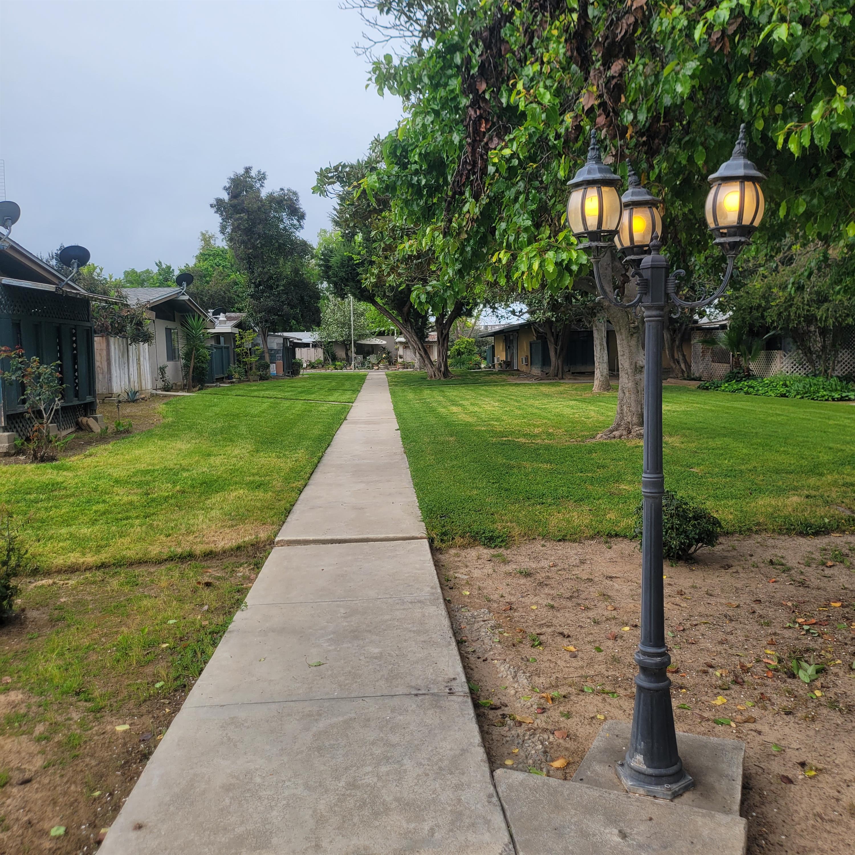 1730 W Shaw Ave – photo 3