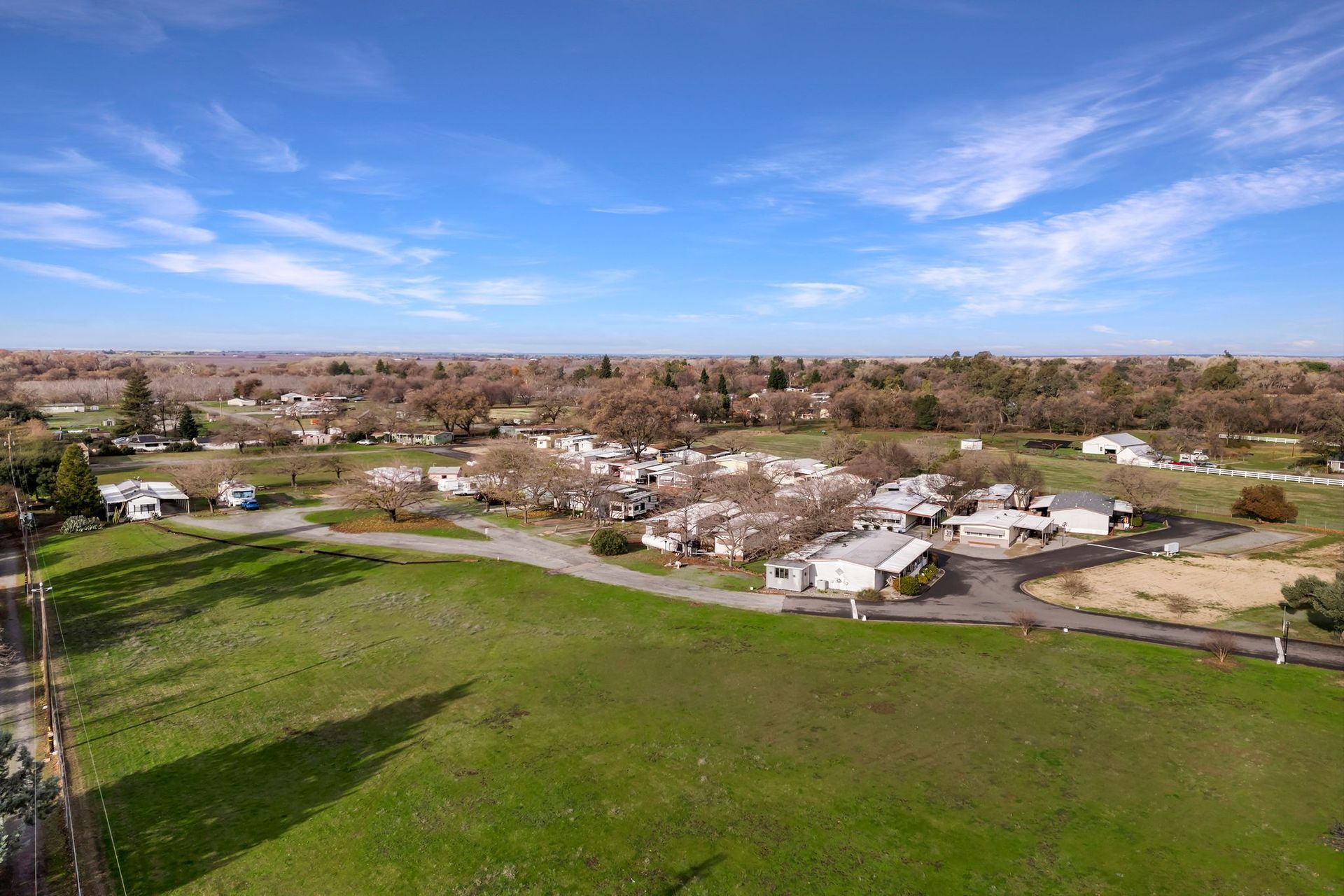 8255 HWY 99 E – photo 4