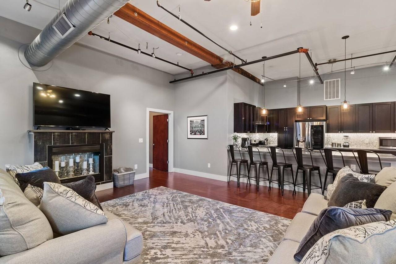 1260 W 4th St unit 1593984P – photo 3