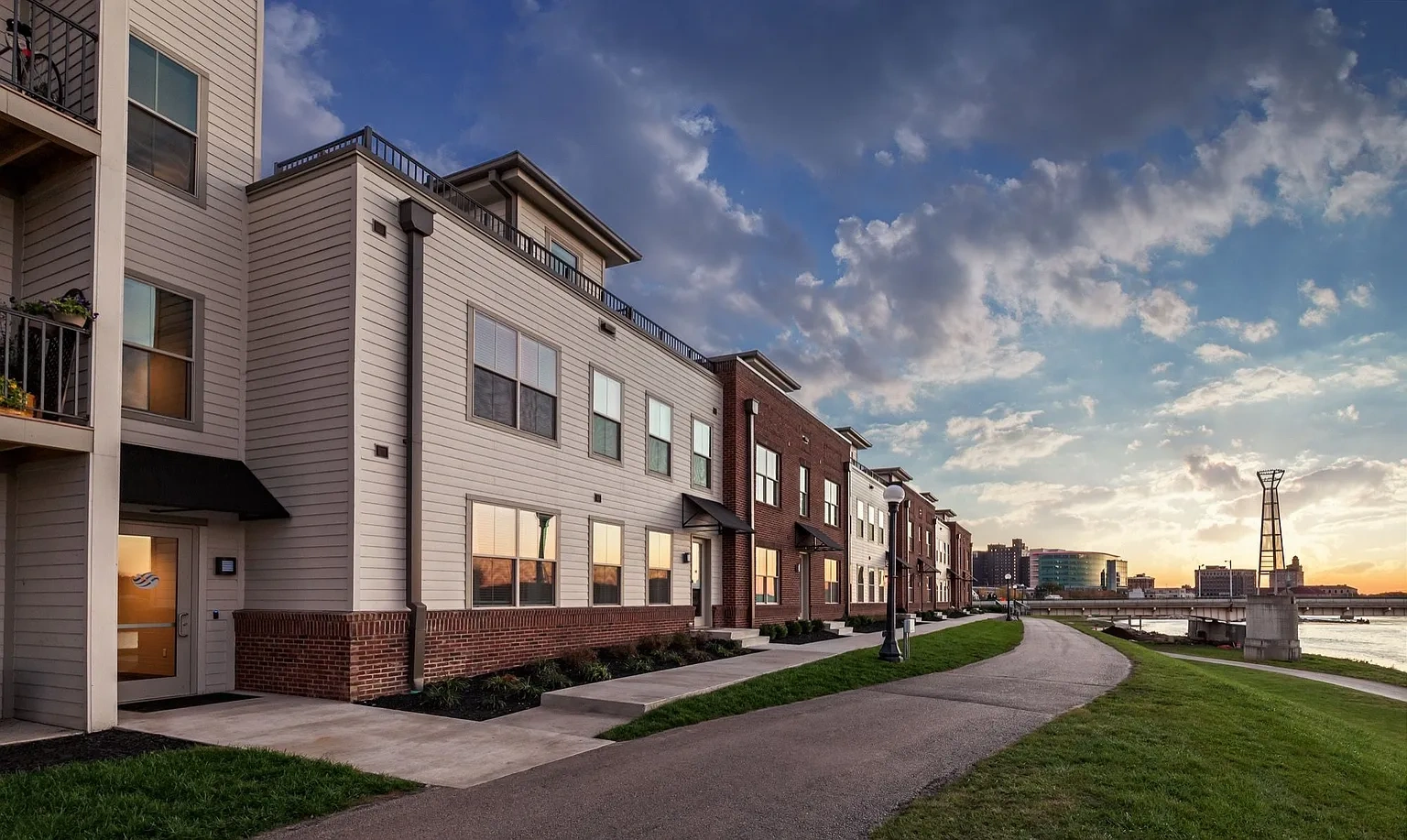 Water Street Apartments – photo 1