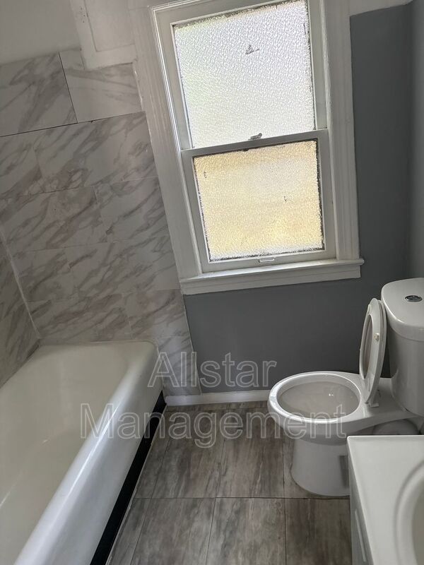 3255 E 139th St unit UP – photo 5