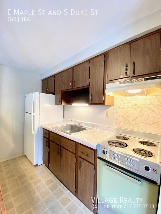 509 E Maple St – photo 3