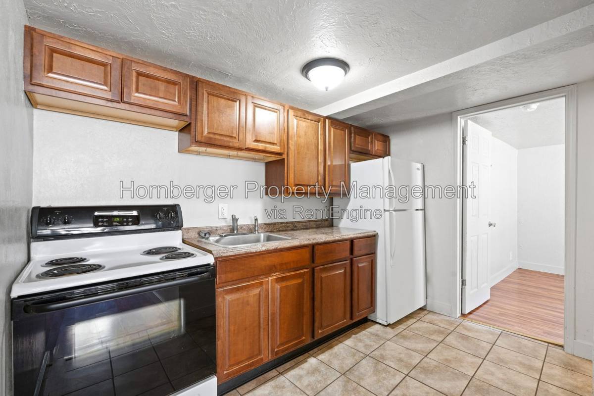 1108 W 12th Ave unit 3 – photo 1