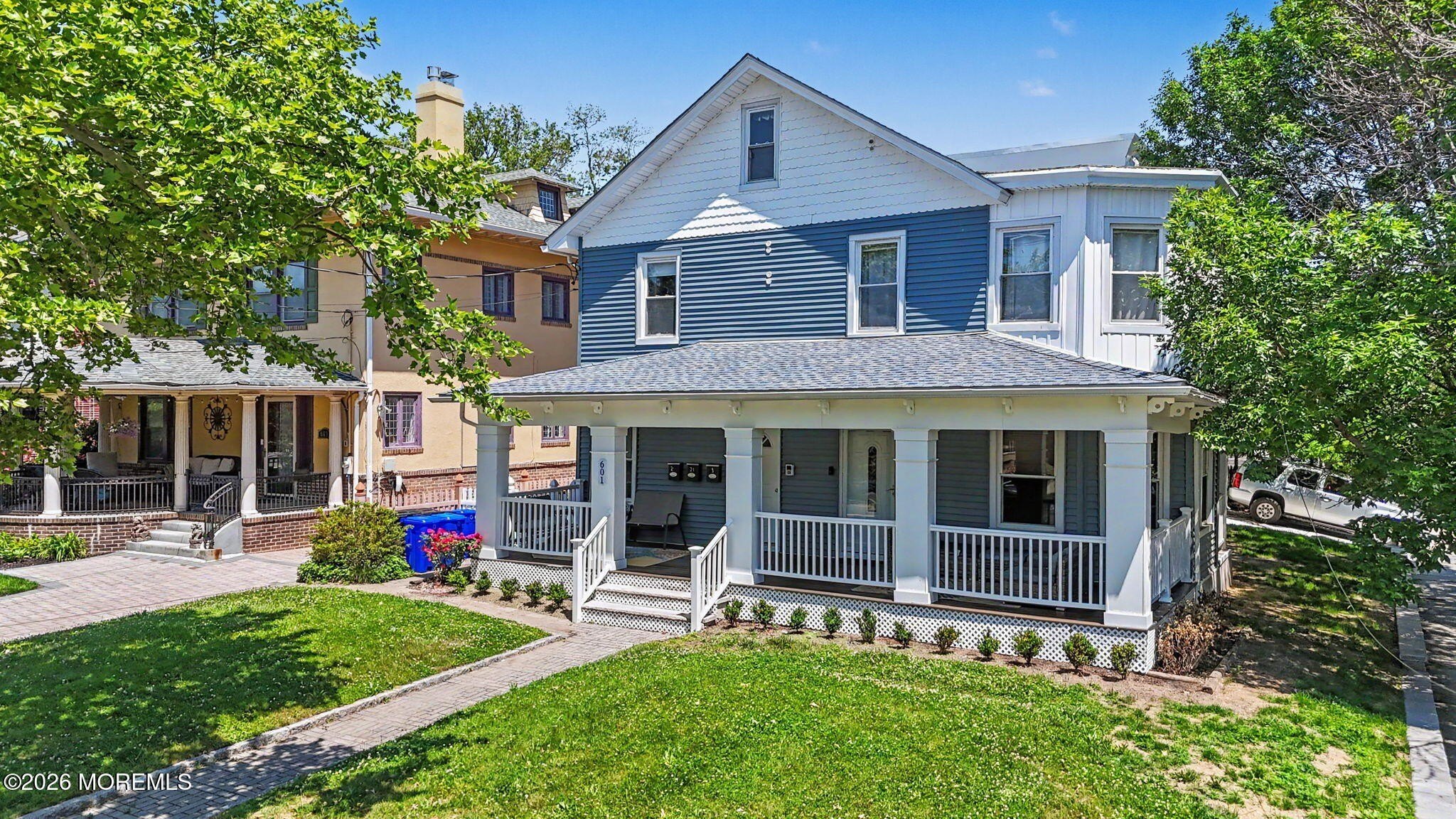 601 4th Ave #1 – photo 3