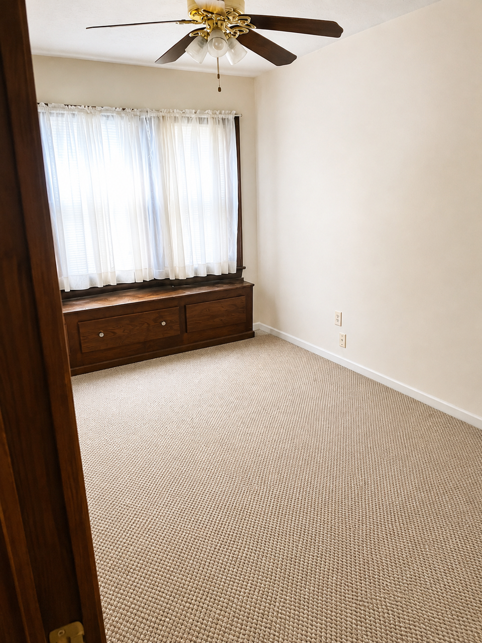 2222 Hood Ave unit DOWN – photo 2