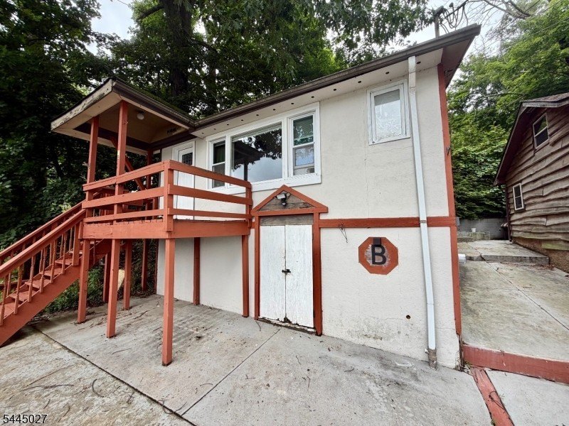 1 S Lakeside Ave #1B – photo 1