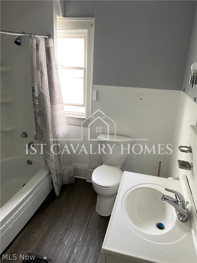 1383 Curtis St unit 2 up – photo 2