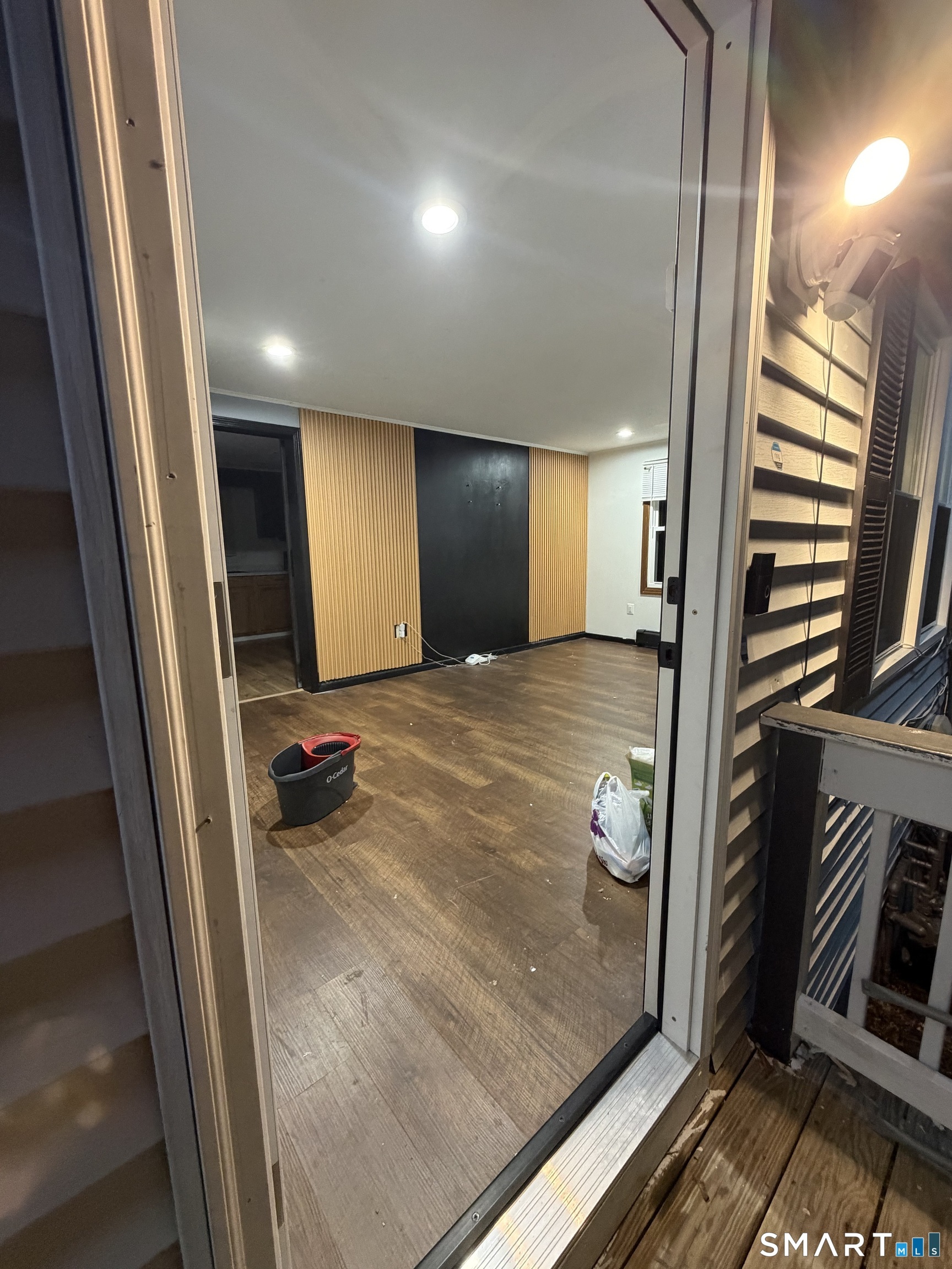 220 Emmett Ave – photo 1