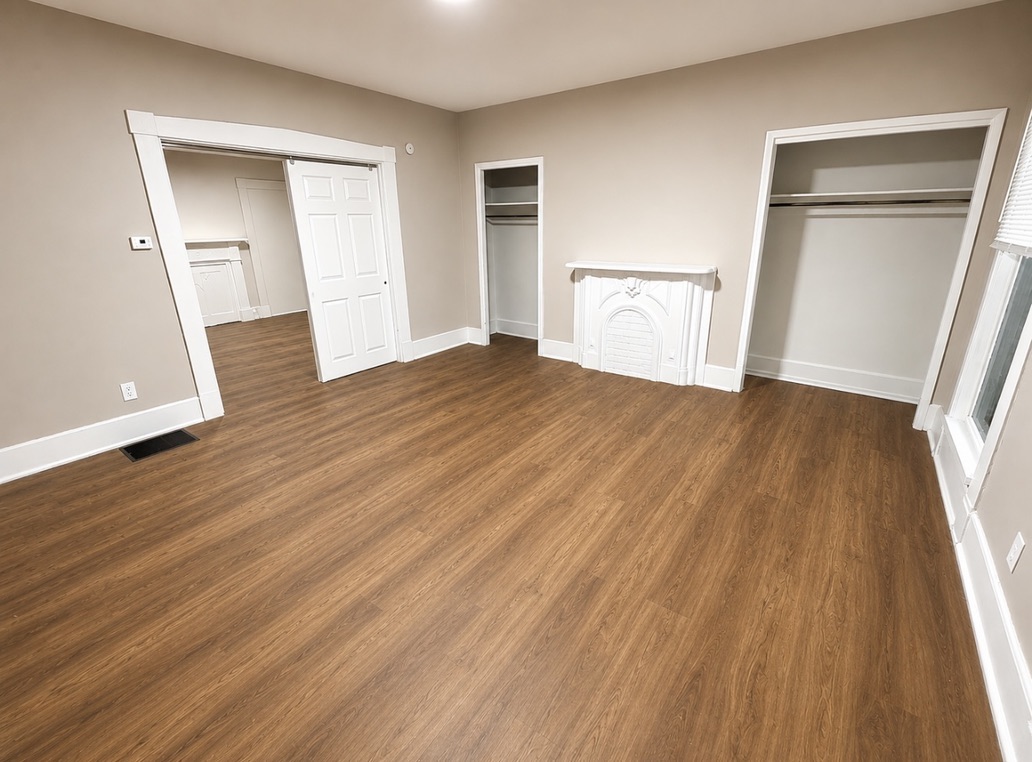 121 N Broadway St unit 1 – photo 3