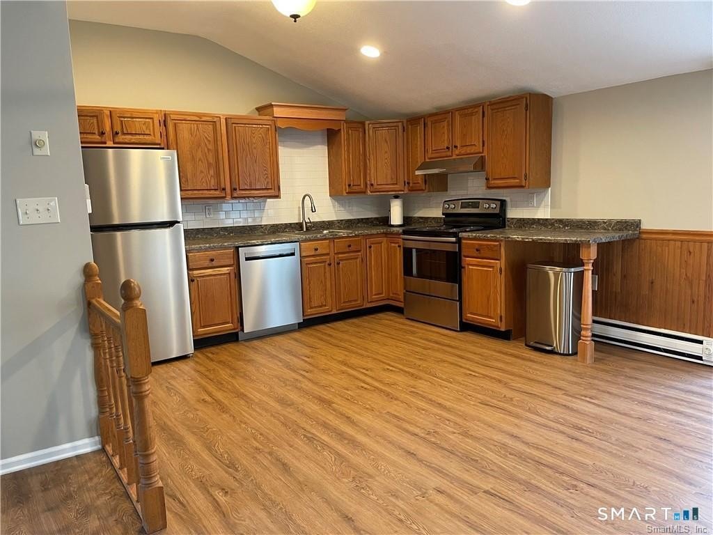 1594 N Broad St #C – photo 4