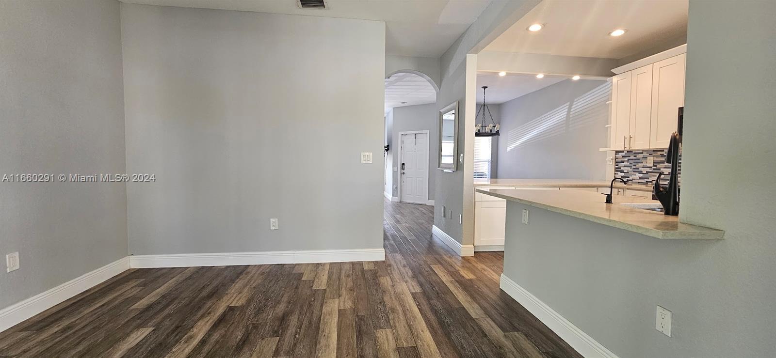 3311 Merrick Ln – photo 5