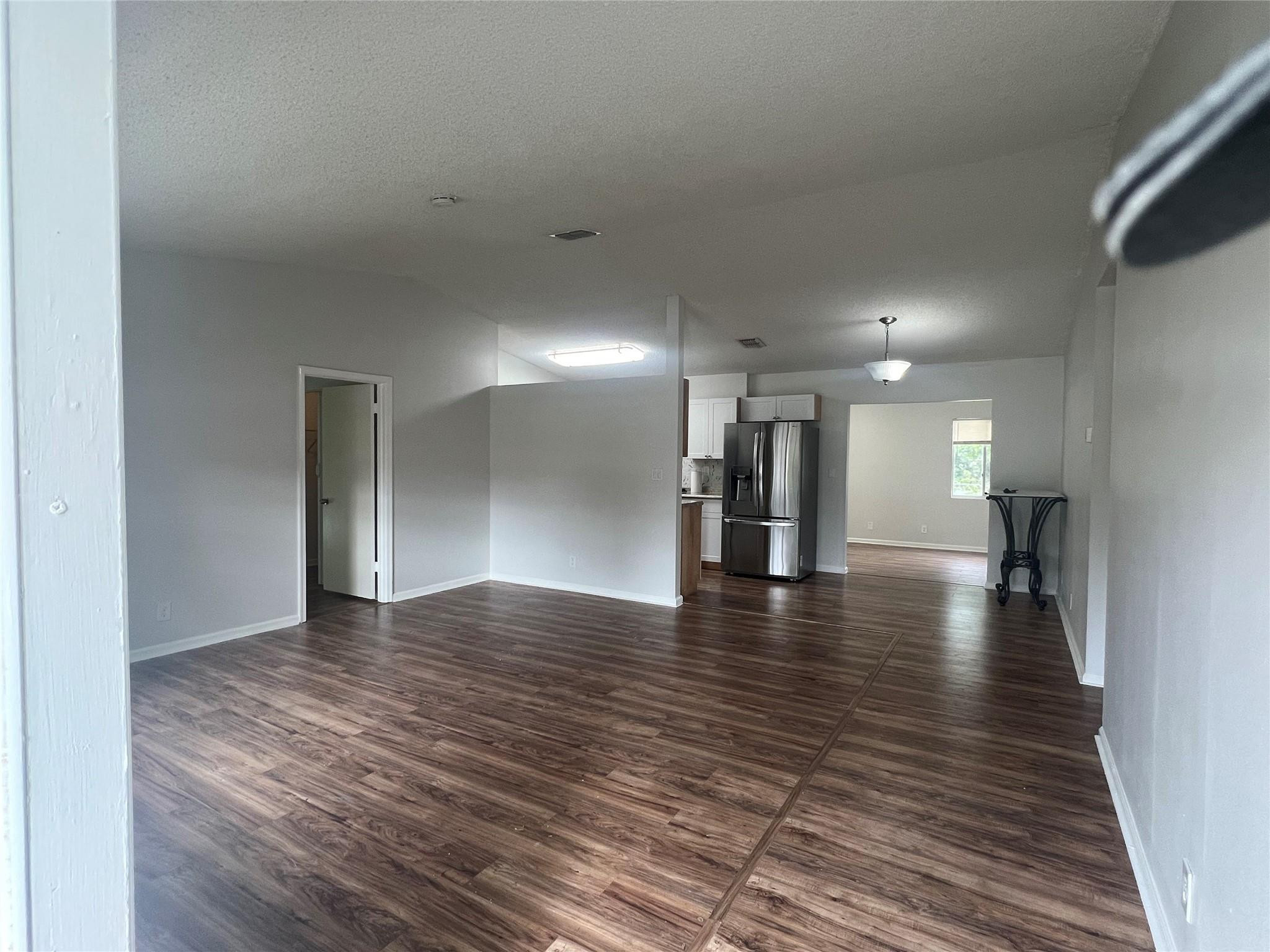 1240 SW 73rd Ave – photo 4