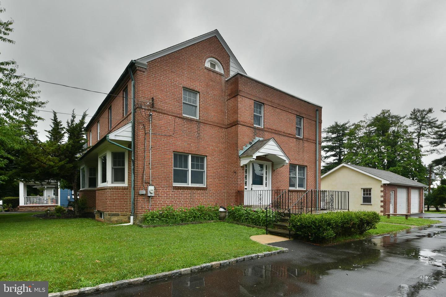 27 Bysher Ave – photo 1