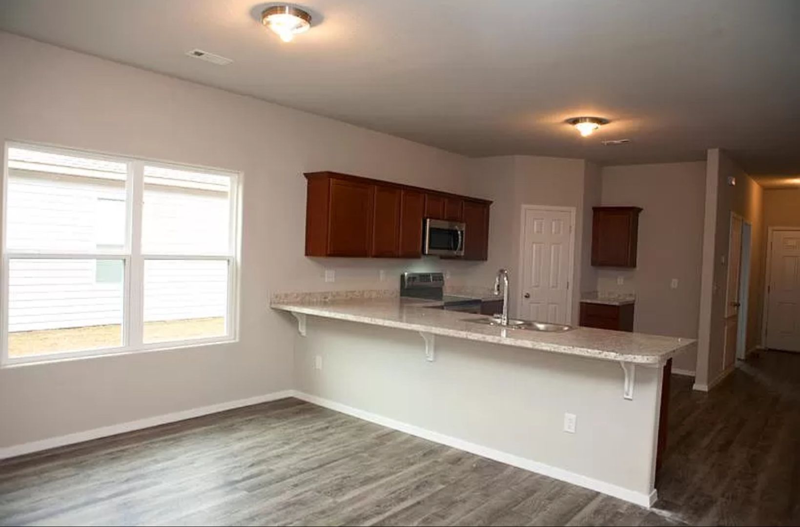 4702 W Hoover Loop – photo 5