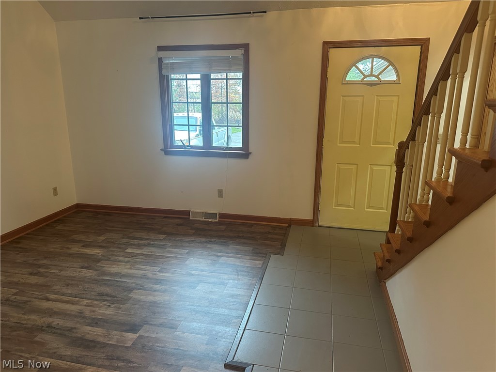 3580 E Western Reserve Rd – photo 2