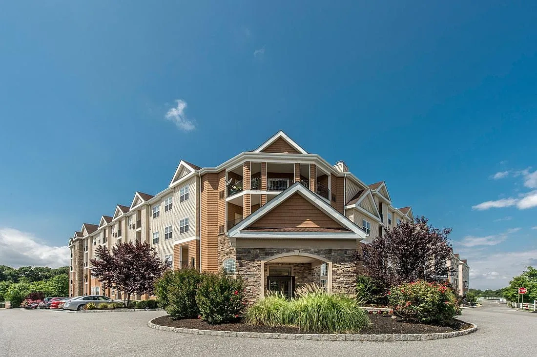 The Cove at Riverwinds Senior Apartments 55+ – photo 3