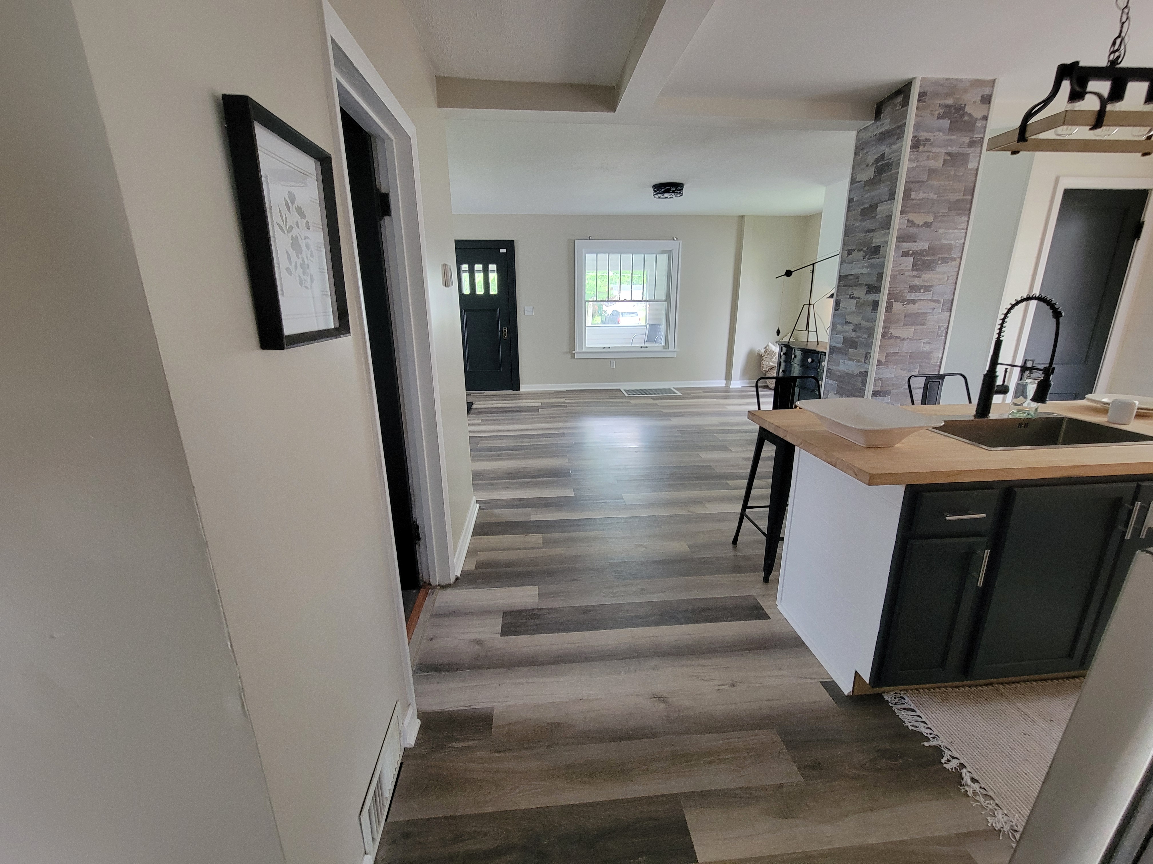 330 W Ashton Ave – photo 2