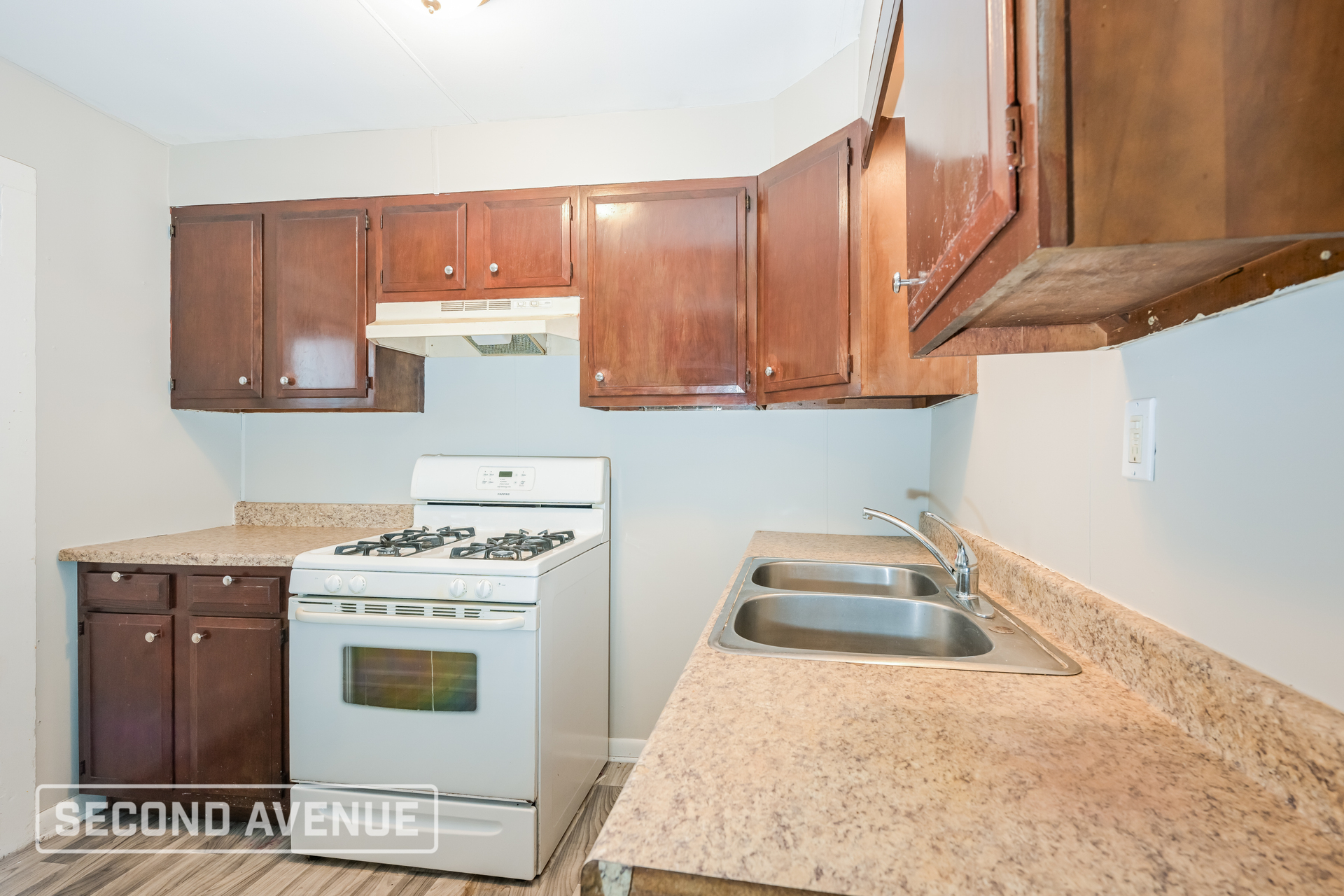 7645 Highland Ave – photo 5