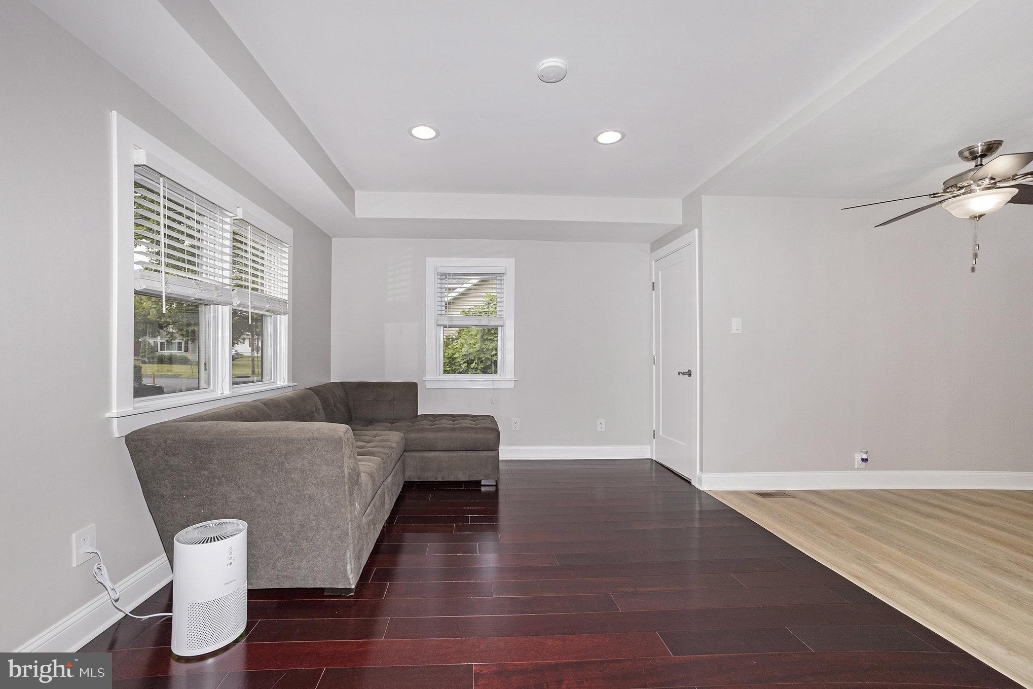 524 Continental Rd – photo 5