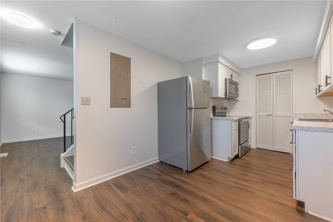 1643 Mars Hill Dr – photo 5