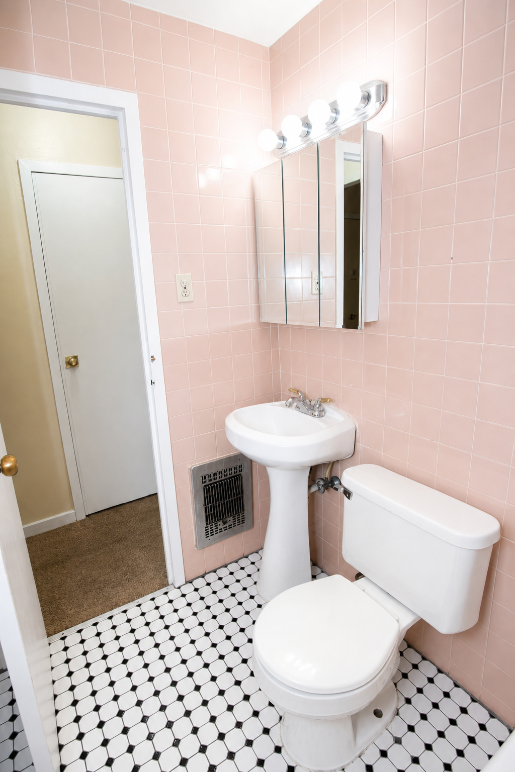 348 S Highland Ave unit C – photo 4