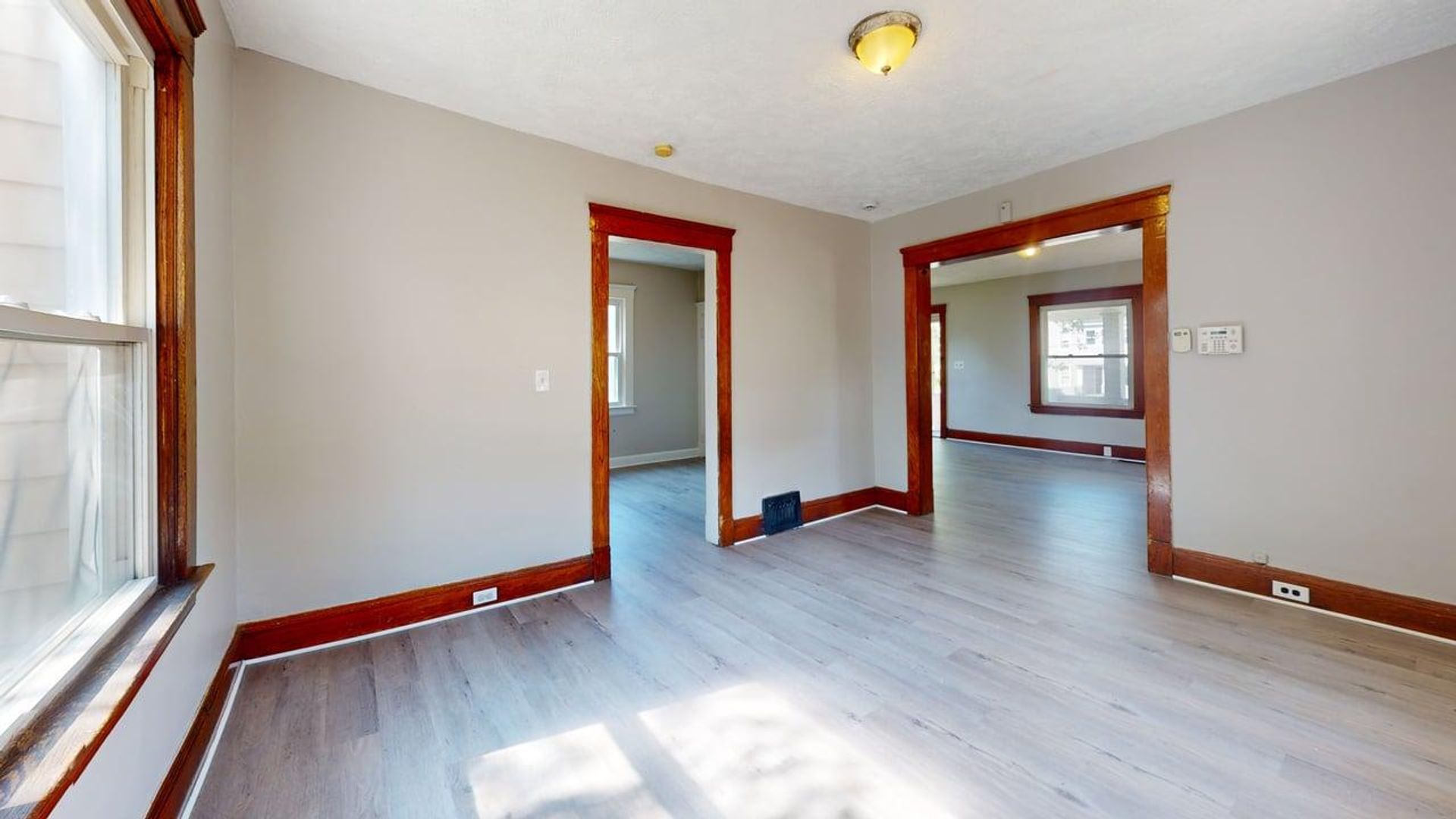 820 Whitcomb Rd – photo 3