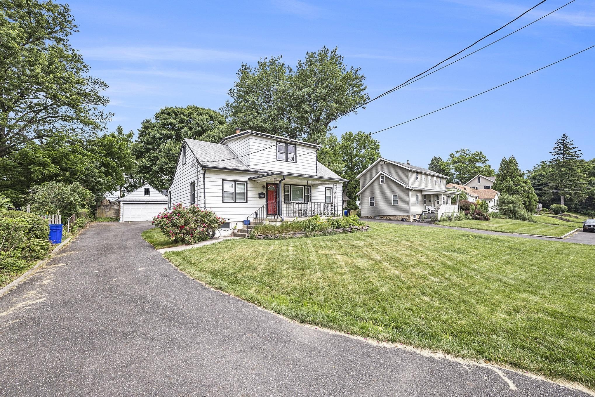 524 Continental Rd – photo 2