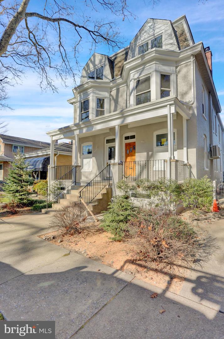 1209 Penn Ave unit 1 – photo 1