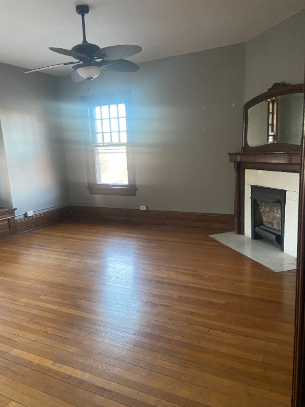 283 Park Ave W unit 3 – photo 1