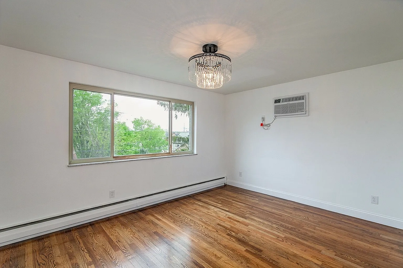 2308-2312 Harper Avenue – photo 2