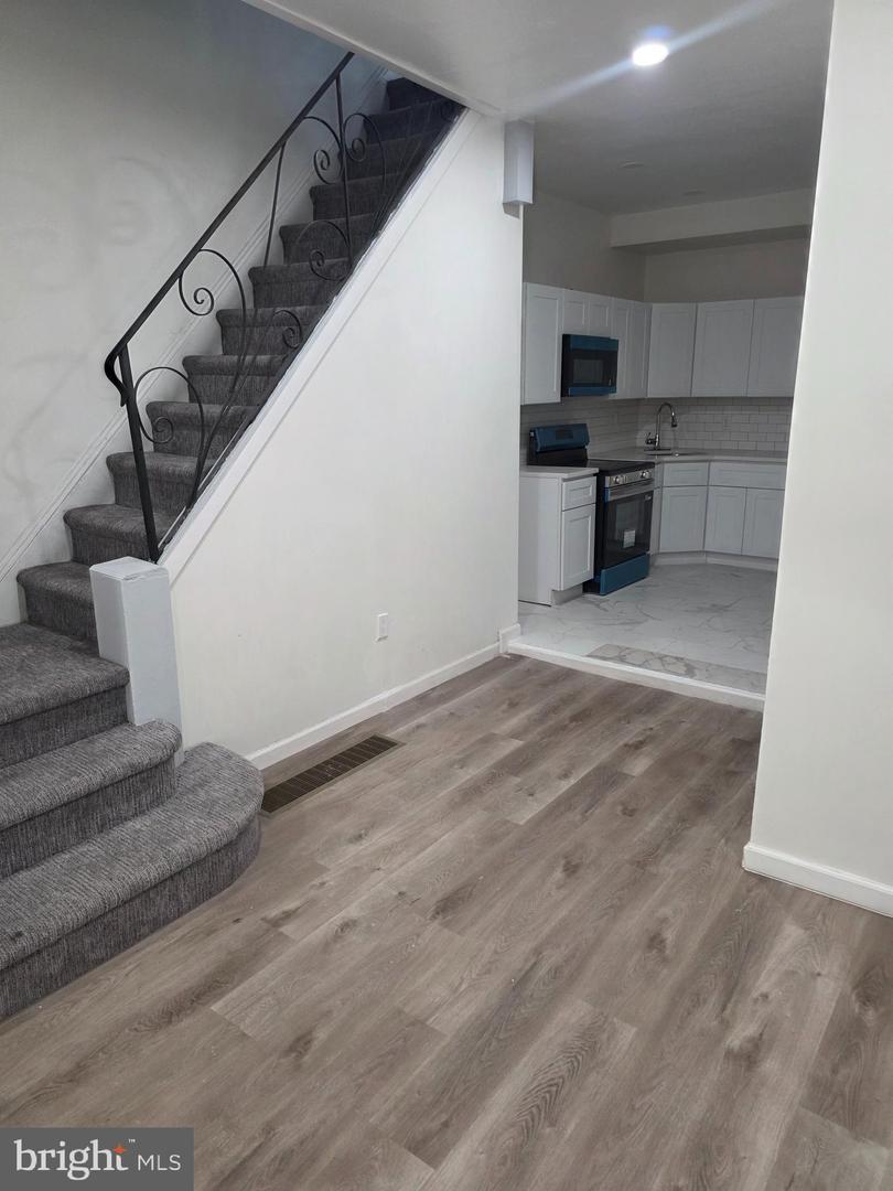 1712 N Lindenwood St – photo 5