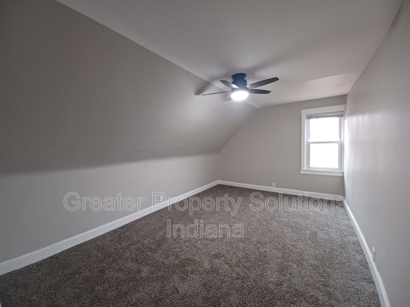 1719 Sheridan Ave – photo 4