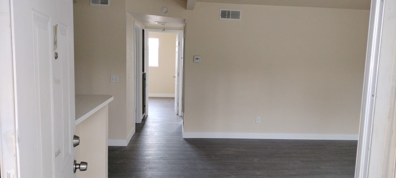 1220 N Lugo Ave unit 4D – photo 5