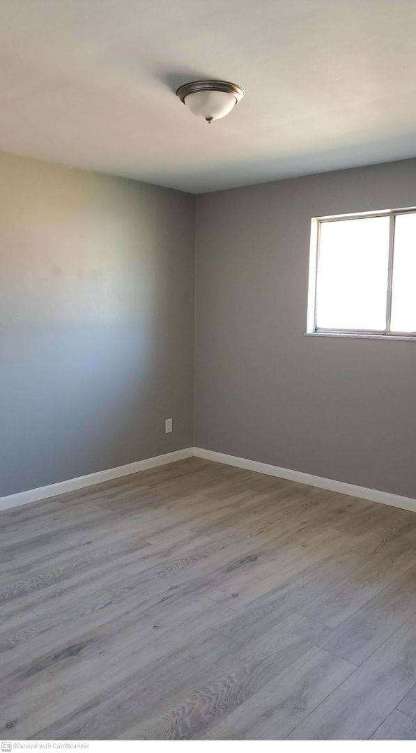 1806-1808 Montgomery Ave unit 1806 – photo 2